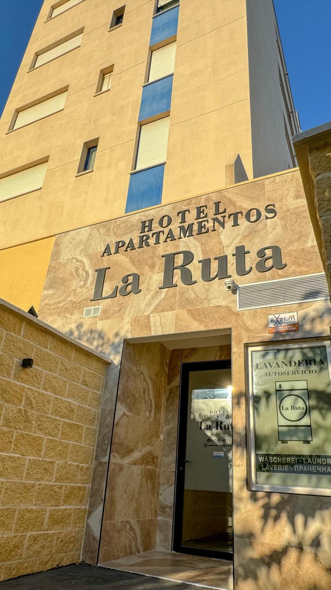 Apartamentos La Ruta Calp Exterior foto